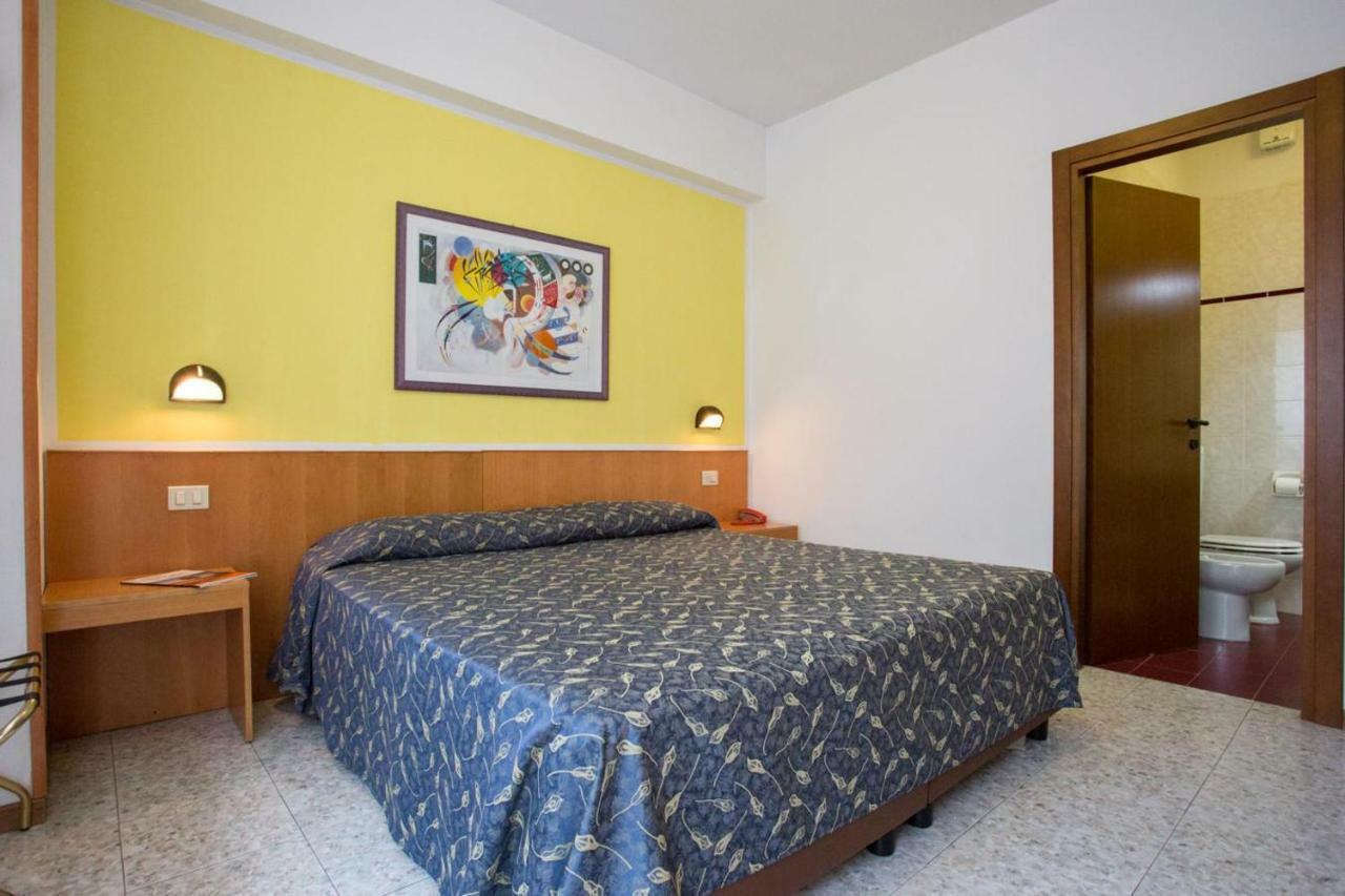 Hotel Benacus 바르돌리노 외부 사진